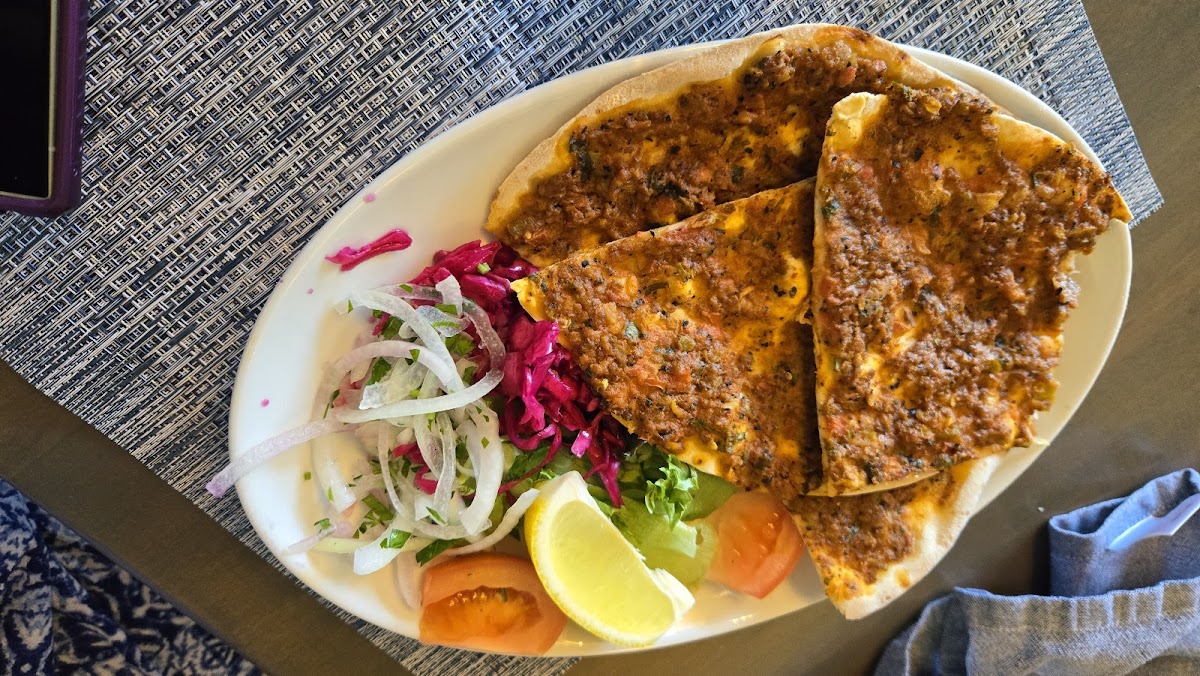Loqum Grill Mediterranean Photo 5
