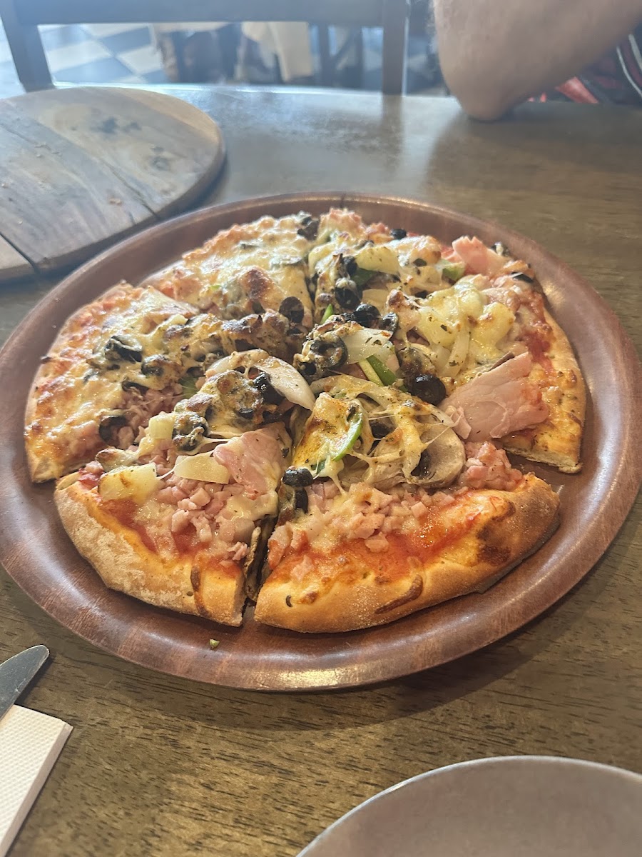 Pizza Vino Photo 4