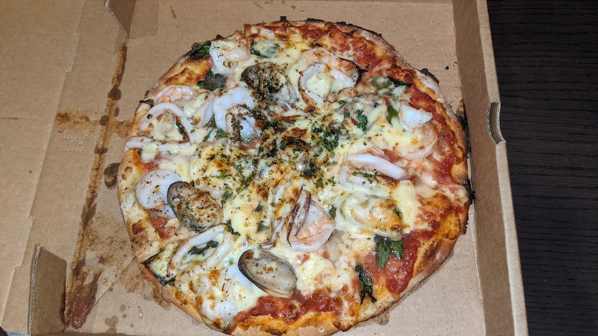 Pizza Vino Photo 8