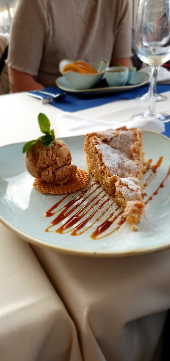 Porto Cari | Restaurant & Cafe Photo 7