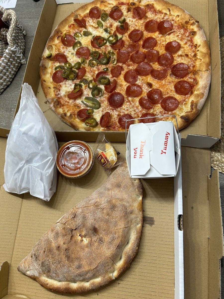 Mary's Pizza at Leaning Tree Photo 8