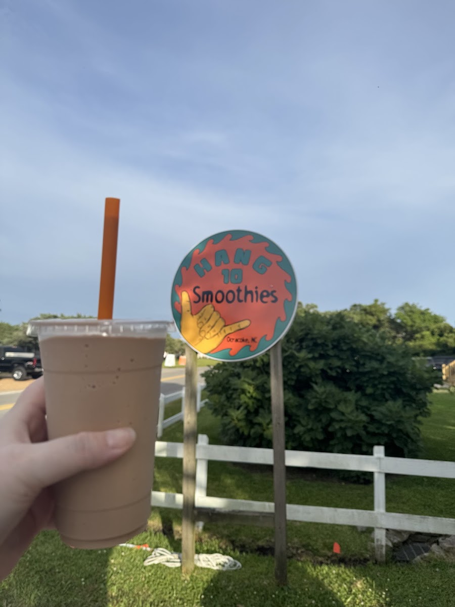 Hang Ten Smoothies Photo 3