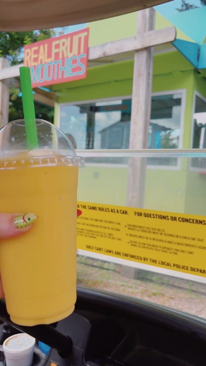 Hang Ten Smoothies Photo 7