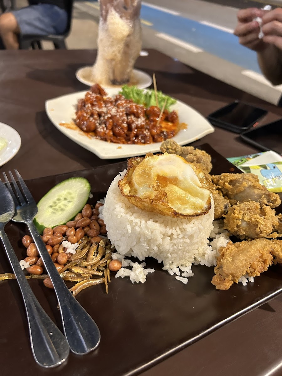 Adam Hawa Cafe Photo 10