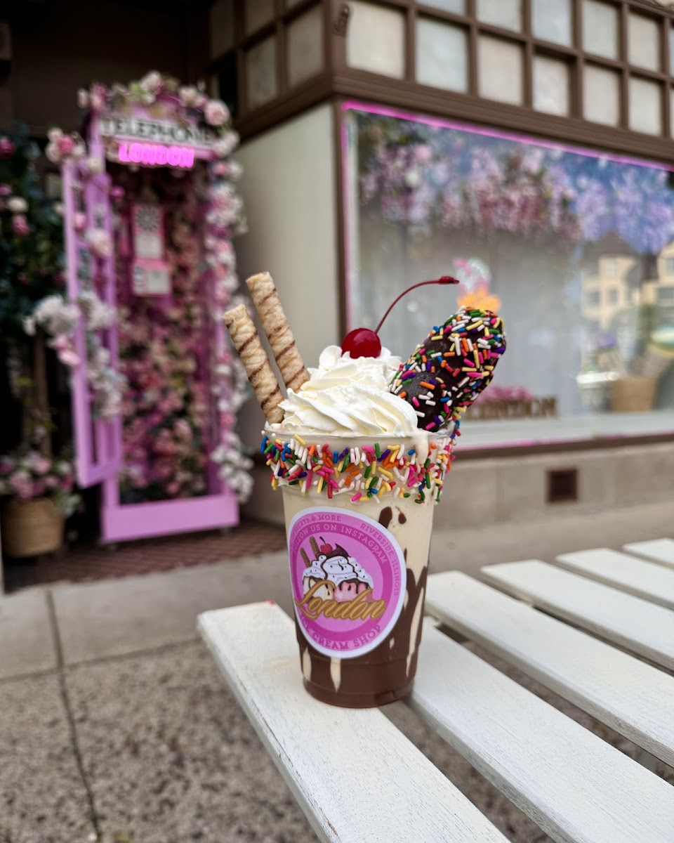London Ice Cream Shop Photo 9