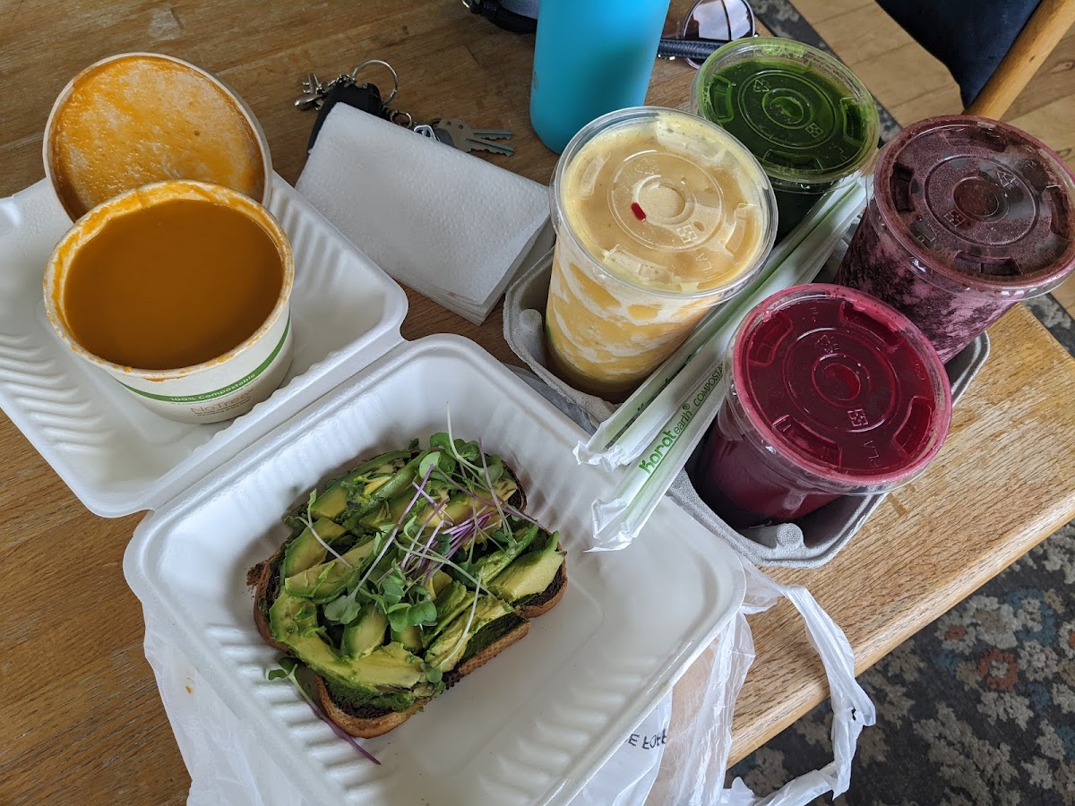 Julia's Juice Bar Photo 6