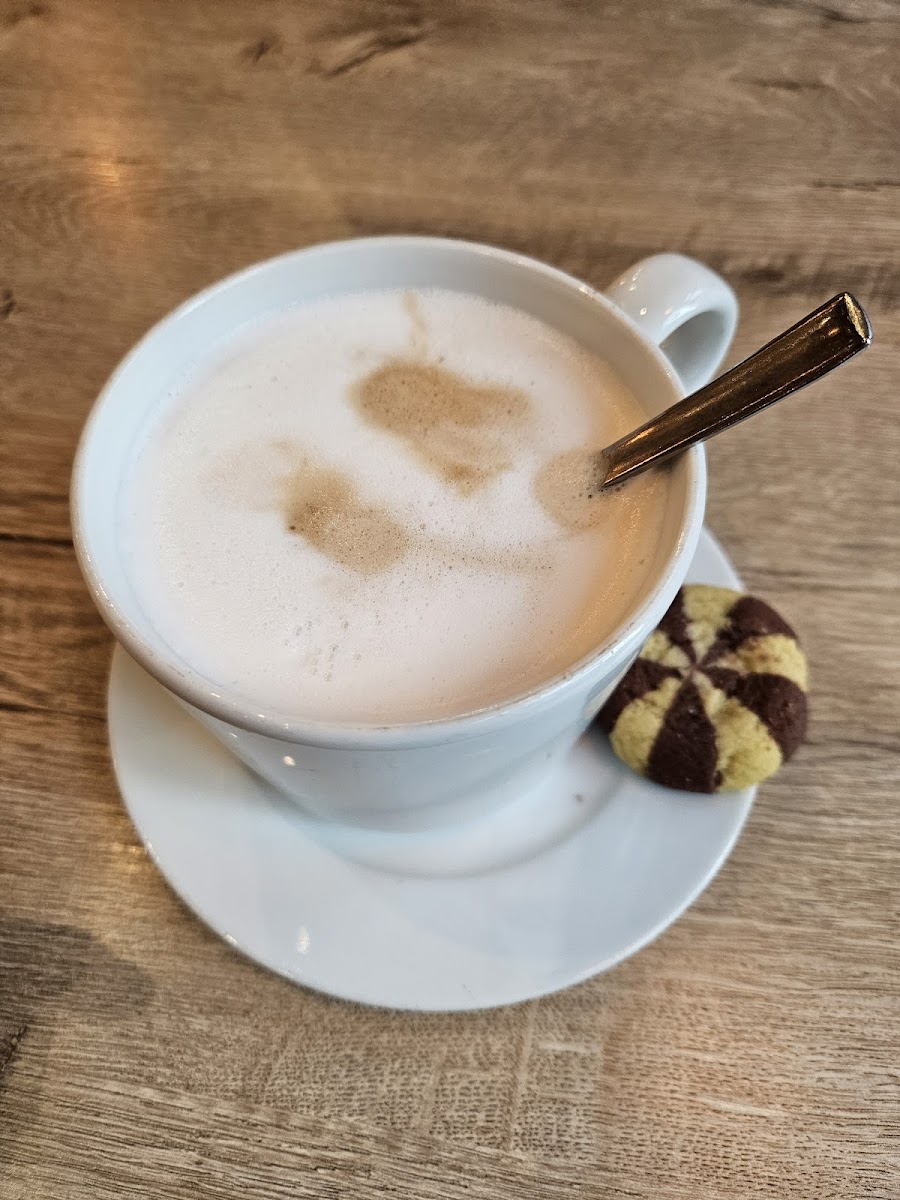Sarisoy Simit Sarayi Cafe Hemshof Photo 10