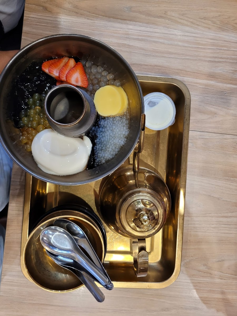 BlackBall ChinaTown Photo 9