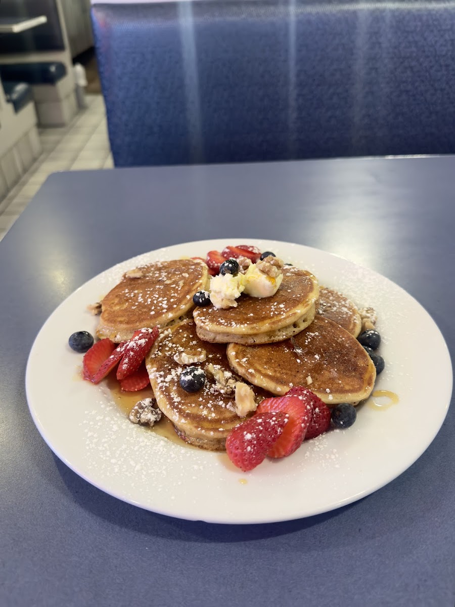 Village Diner Photo 2