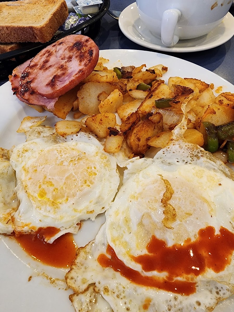 Village Diner Photo 5