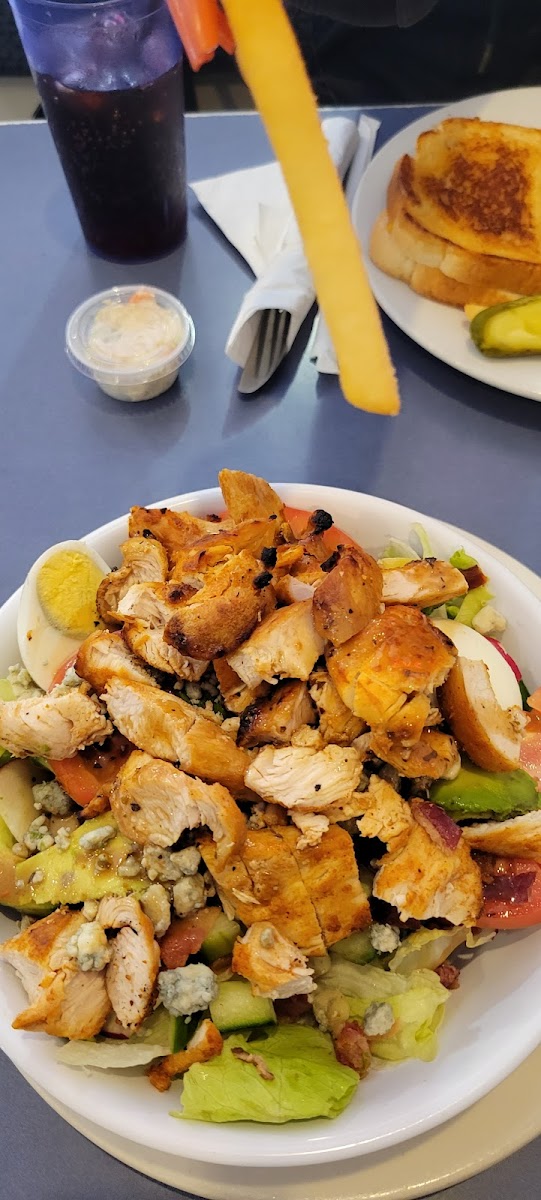Village Diner Photo 7