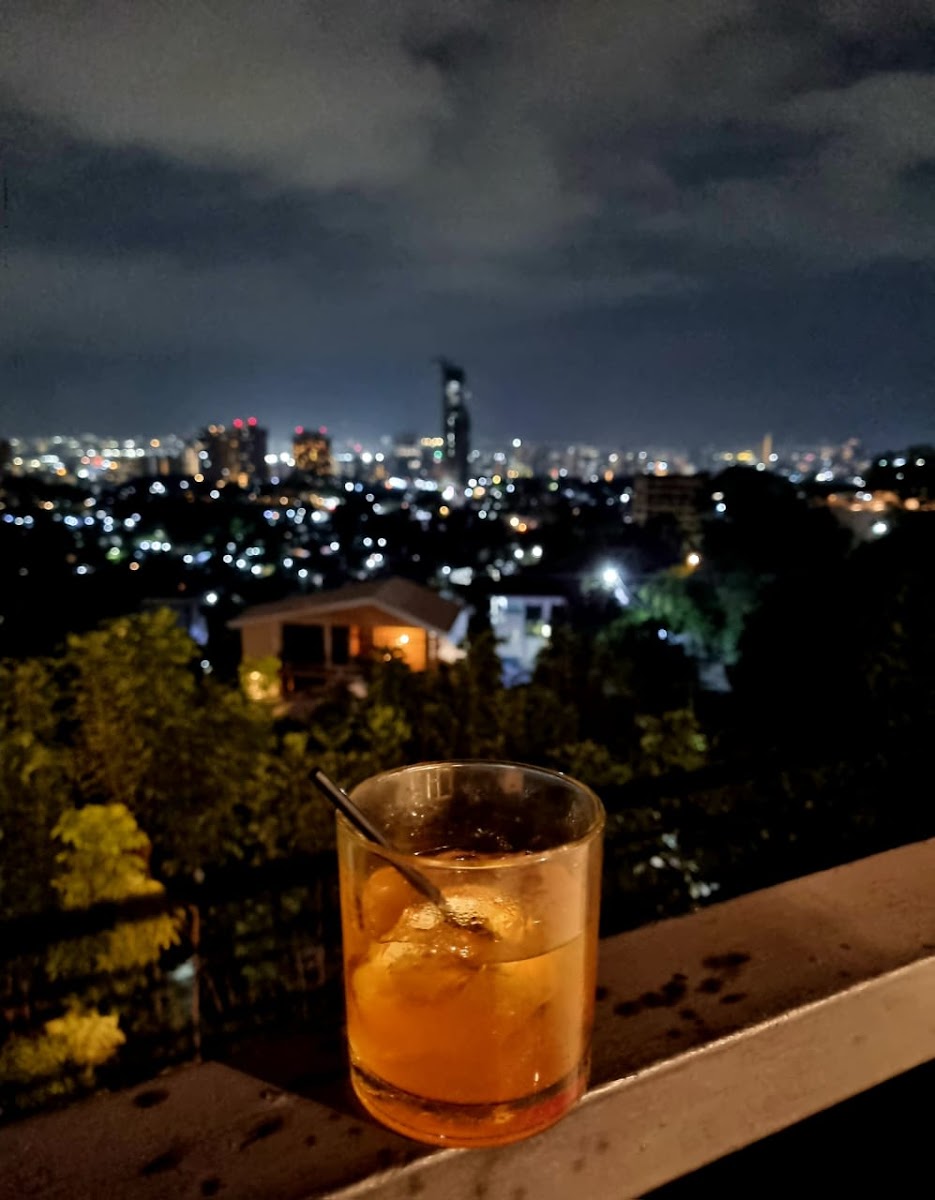 Mr. A Bar & Restaurant Photo 9