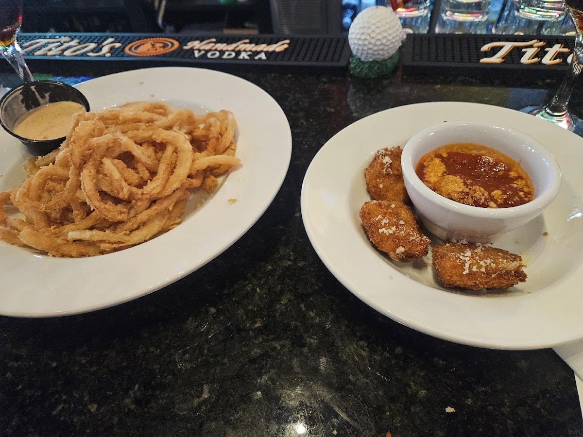 Fairway Frank's Bar & Grill Photo 10
