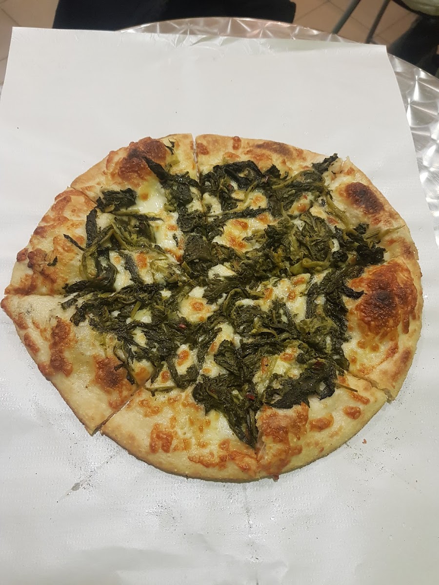 Pizza Reale Photo 8