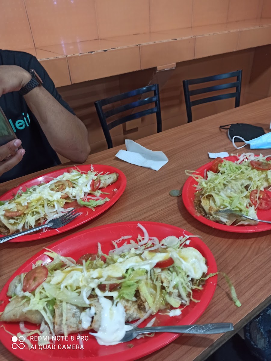 Burritos Gomez Photo 6