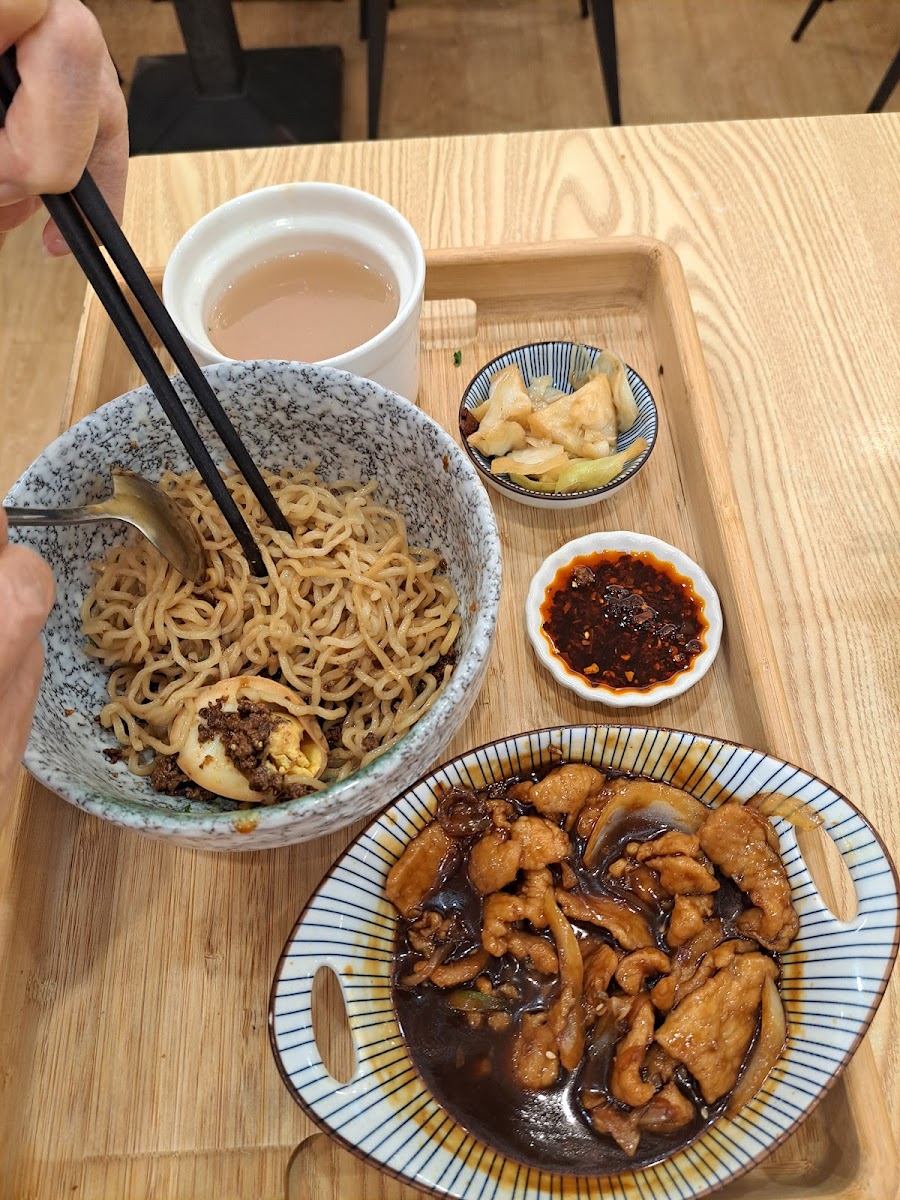 Dragon Noodle 龙须面 All Season Place Photo 4