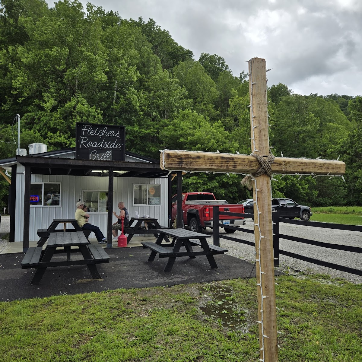 Fletcher's Roadside Grill Photo 4
