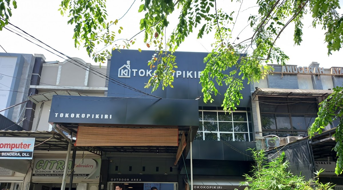 TOKOKOPIKIRI TM.PAHLAWAN