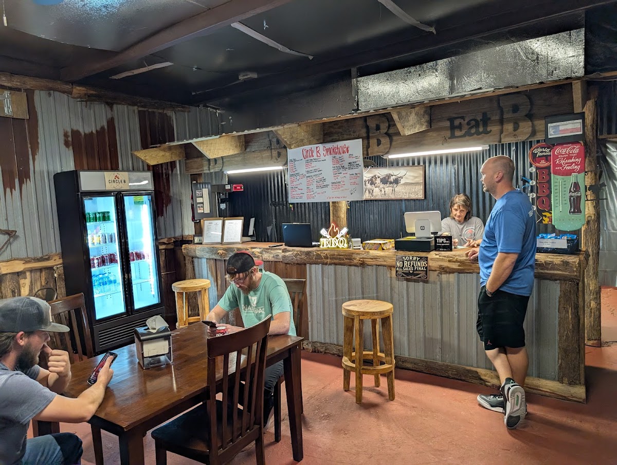 Circle B Smokehouse