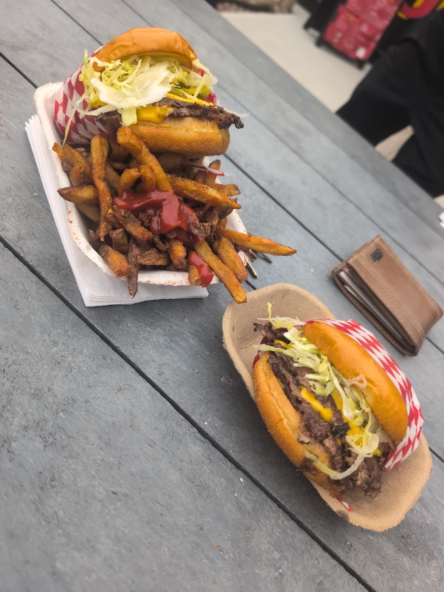 Bud the Spud Chip Truck Photo 7