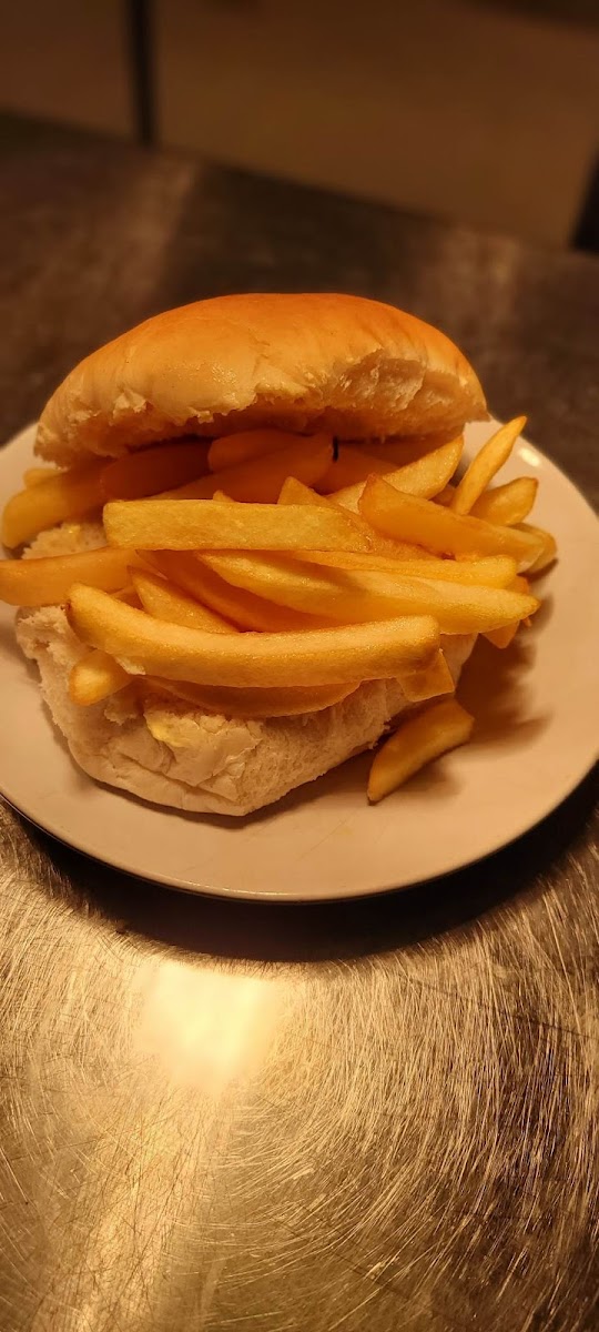 Brown's café Photo 10
