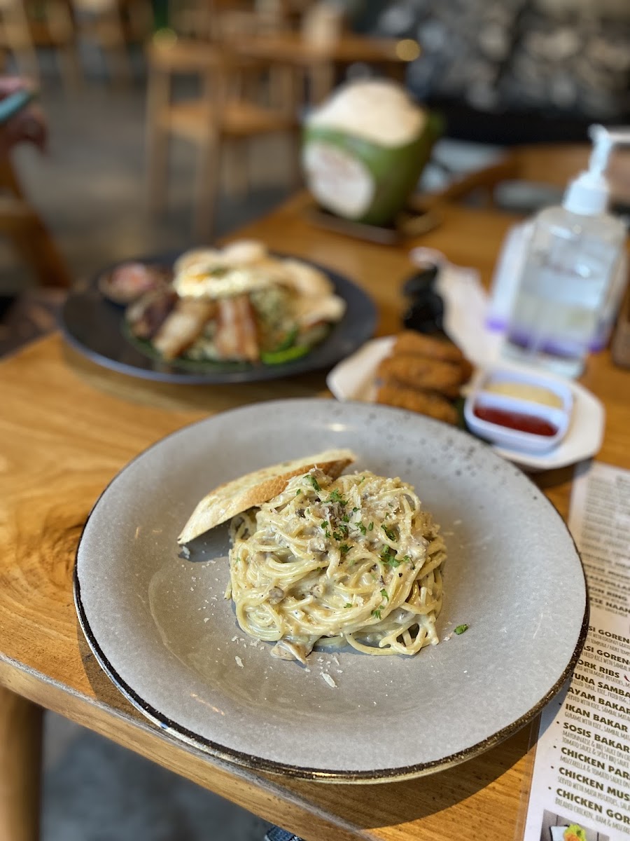 Kelapa Muda Ubud Pool Bar & Kitchen Photo 10