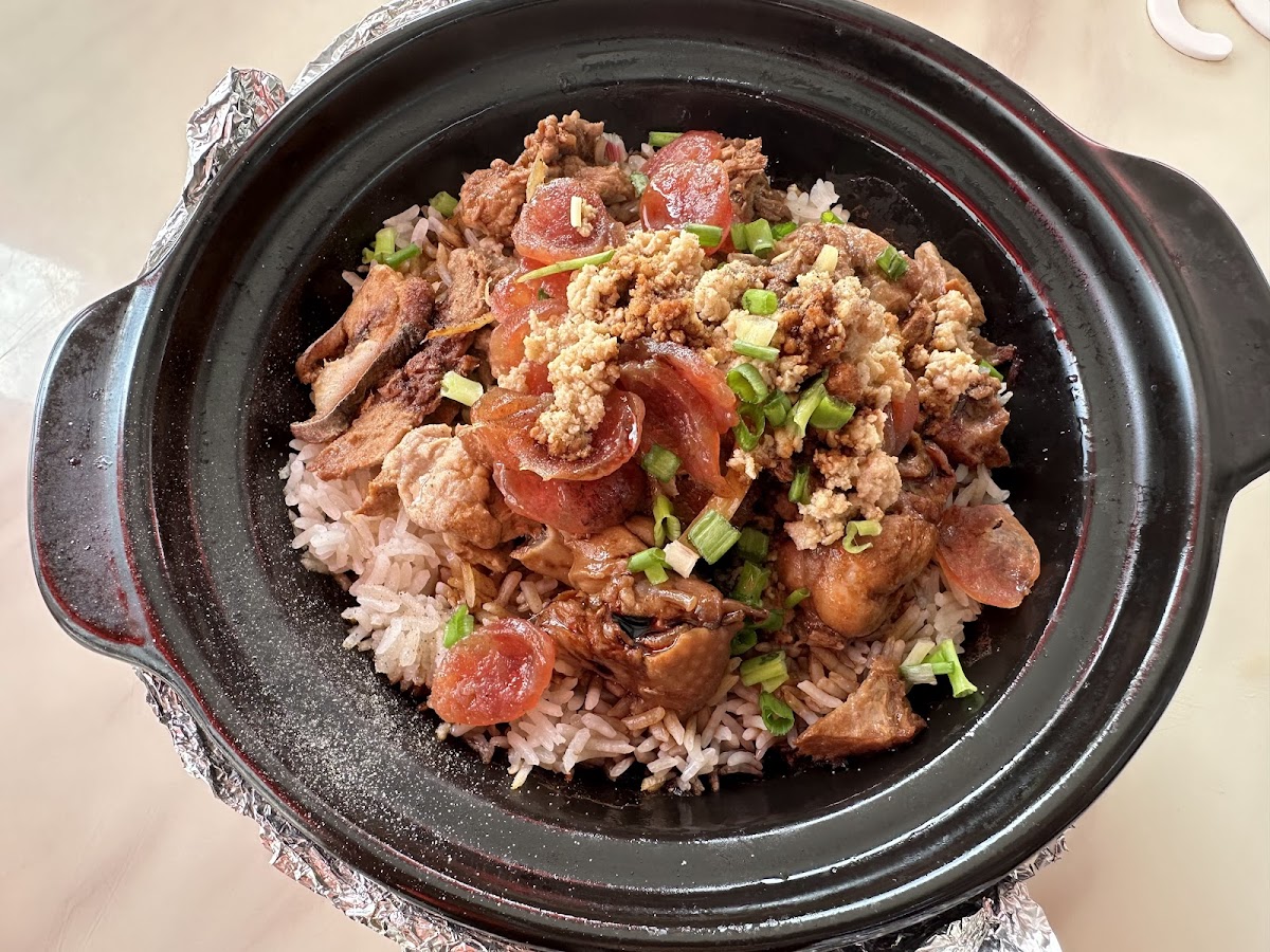 Chung's Claypot BK Square Photo 5