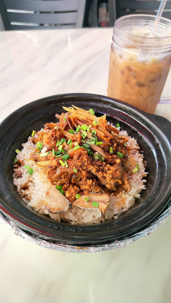 Chung's Claypot BK Square Photo 7
