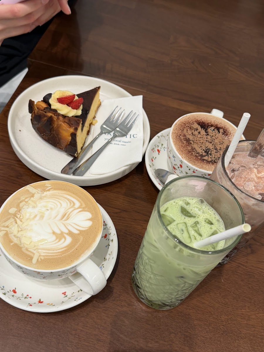 Majestic Cafe - Riccarton Photo 5