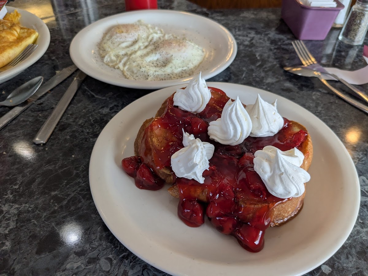 Alice's Family Restaurant Photo 2