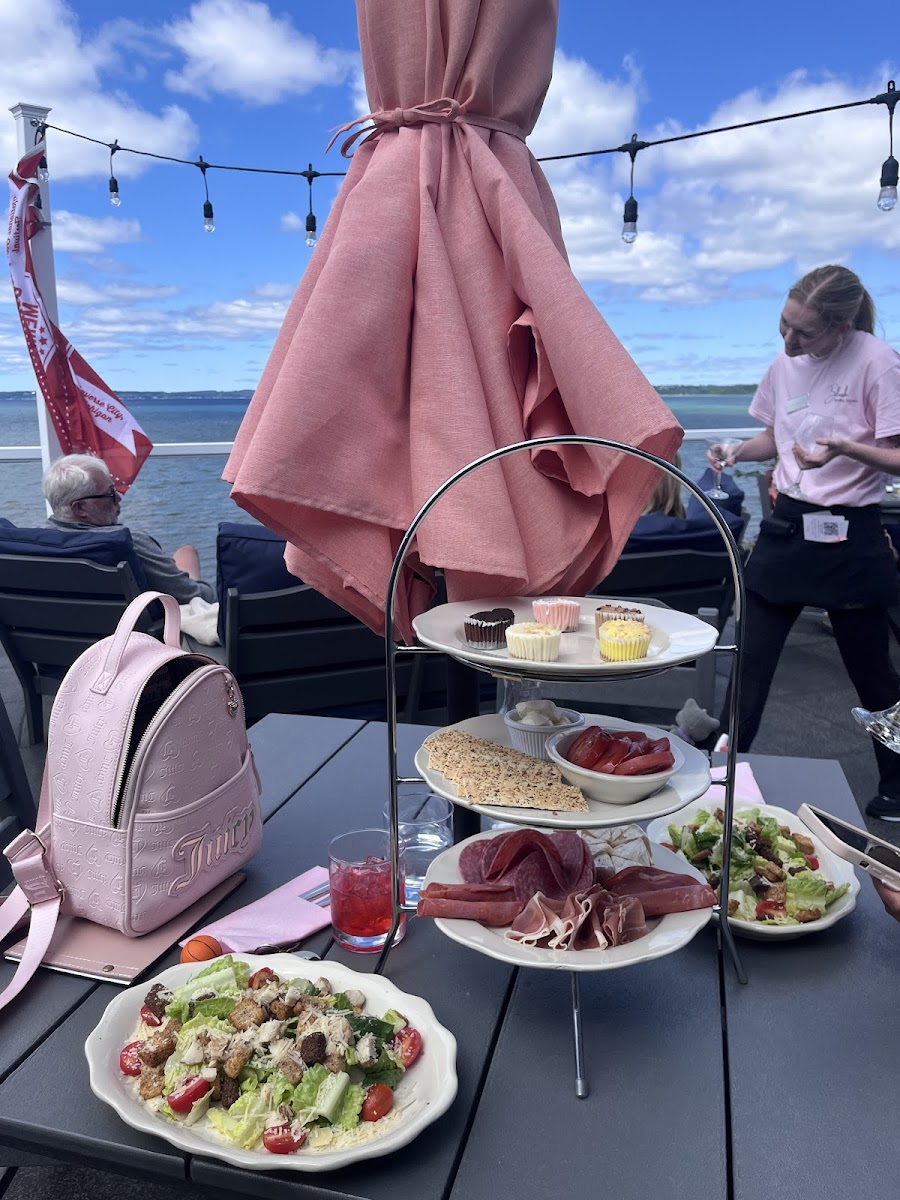 Blush: Rooftop Terrace Photo 8