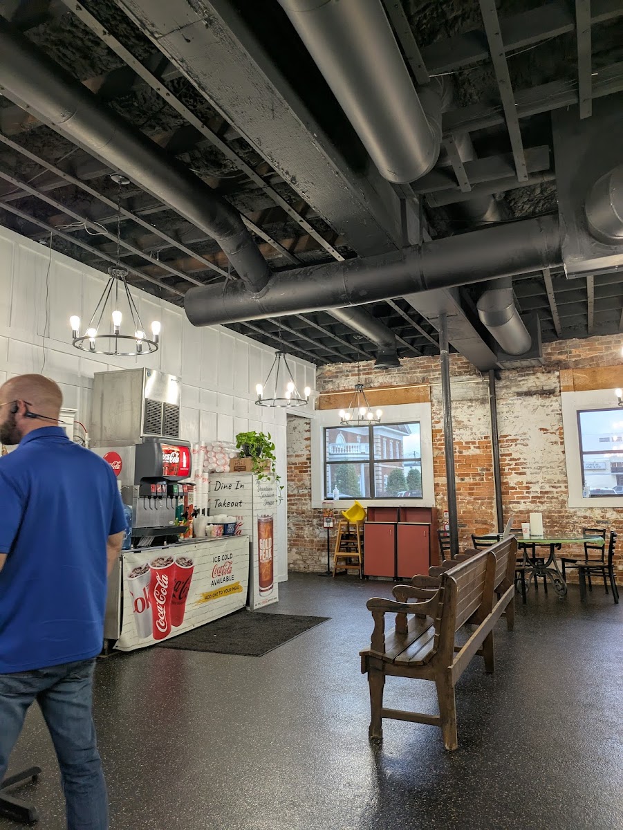 The Downtown Sandwich Shoppe LLC Photo 4
