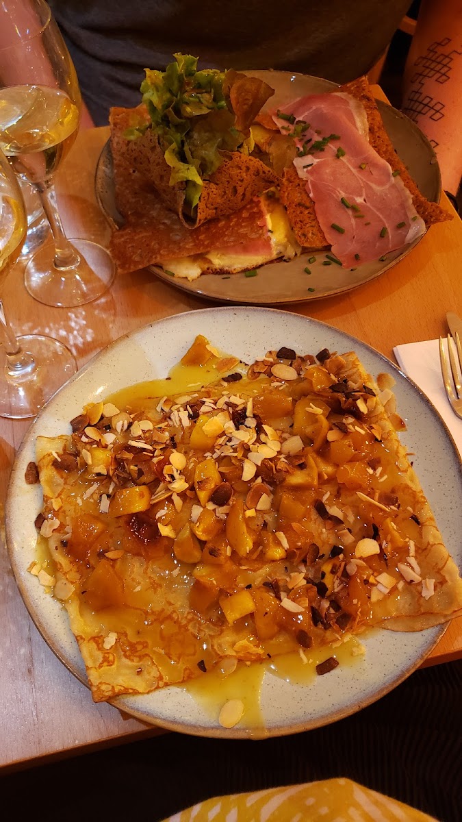 21 Martorell Creperie Photo 10