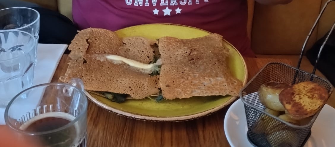 21 Martorell Creperie Photo 7