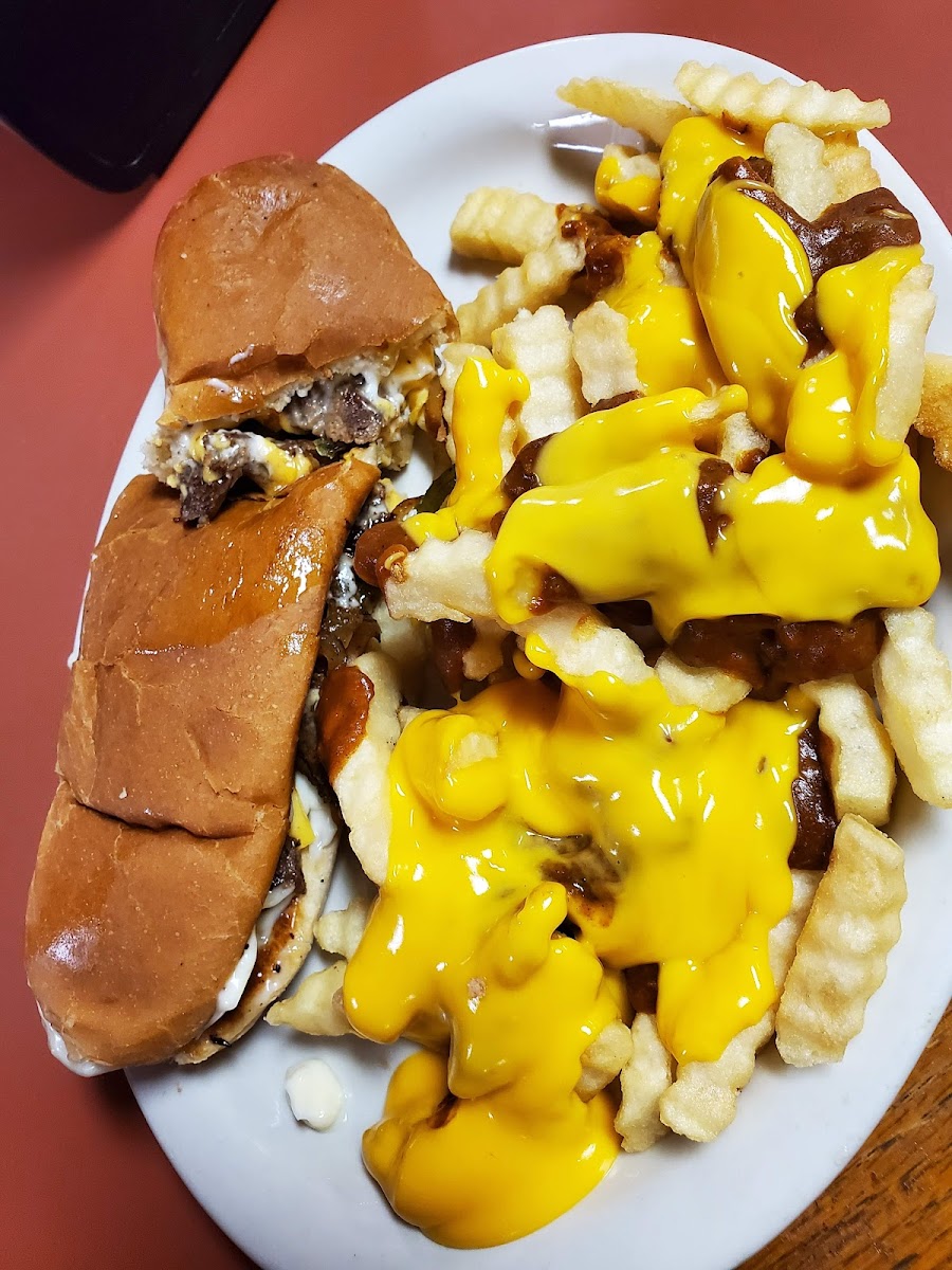 Farplace Family Restaurant Photo 6