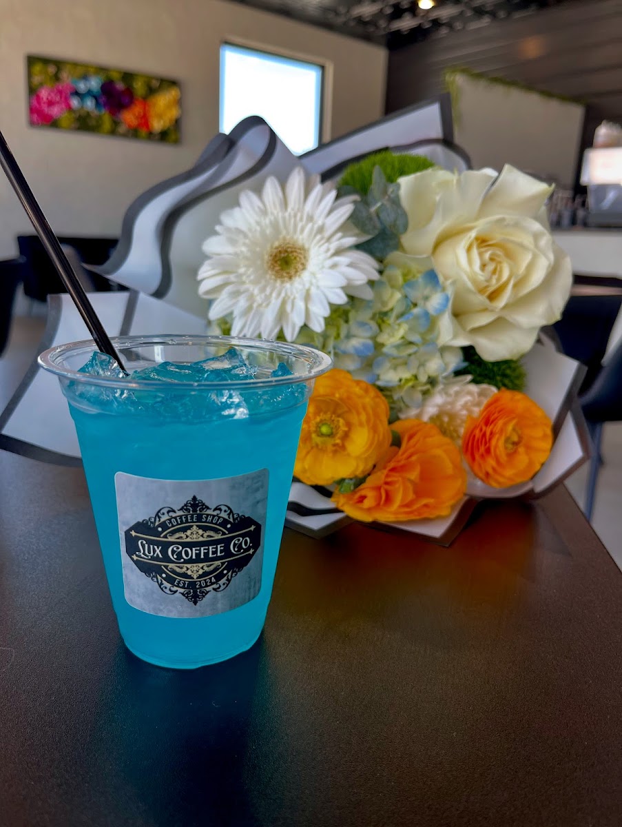 LUX COFFEE CO. Photo 5