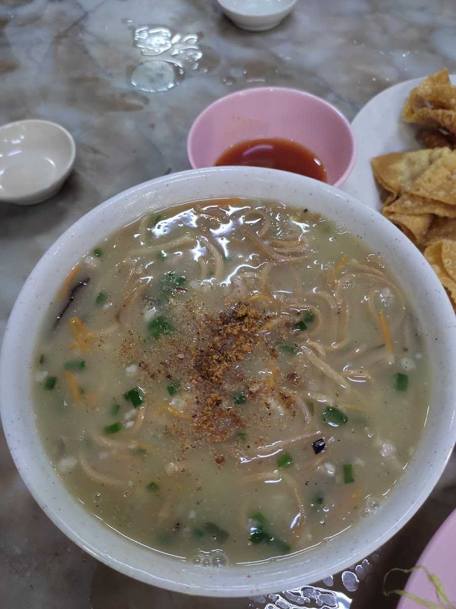 Hoong Tho Restaurant Photo 6