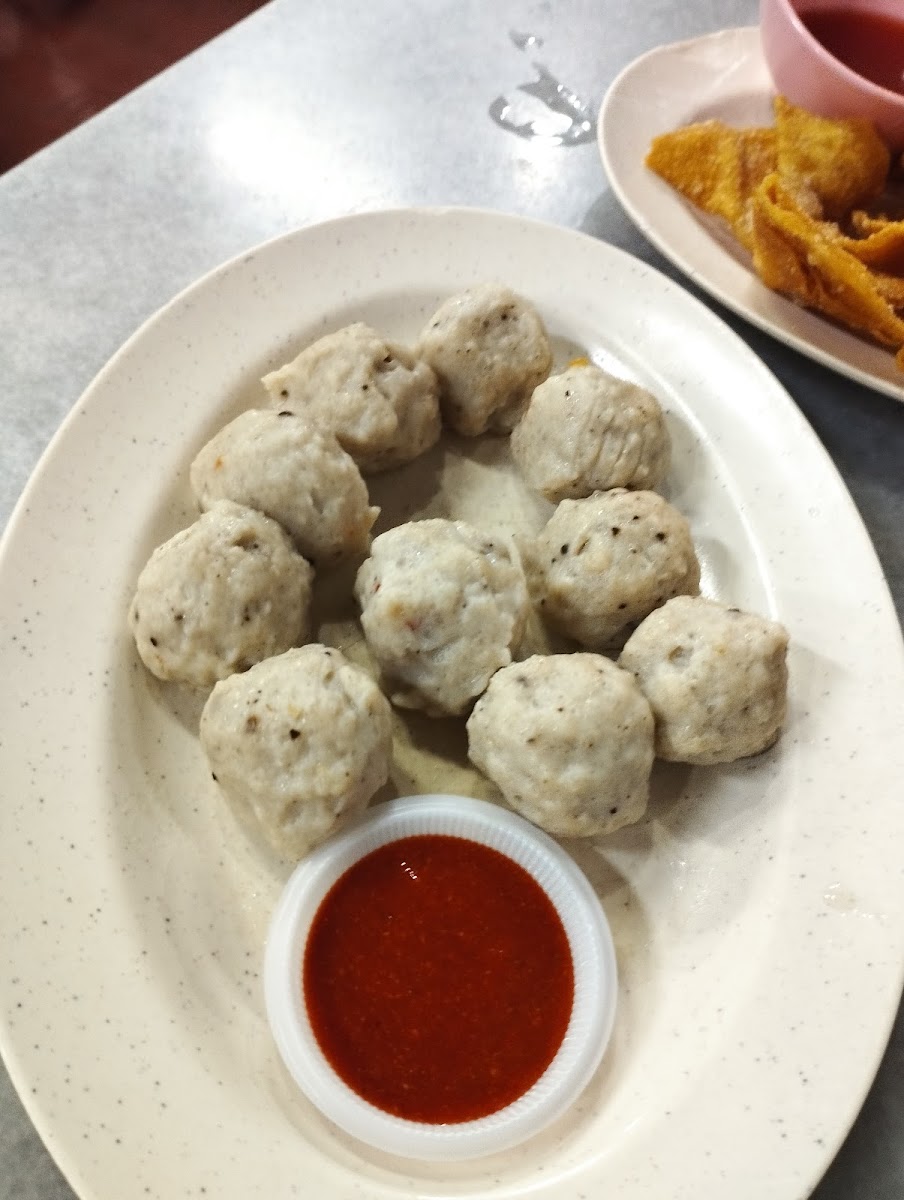 Hoong Tho Restaurant Photo 8