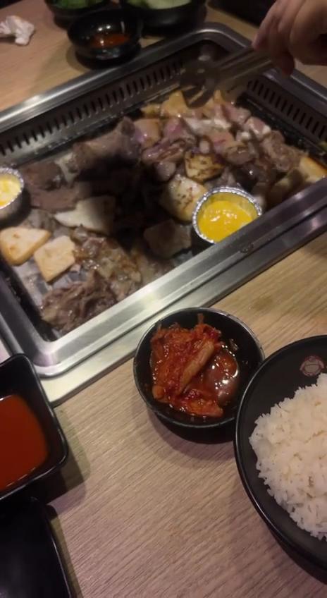 Sumo Niku - Ayala Malls Central Bloc Branch Photo 2
