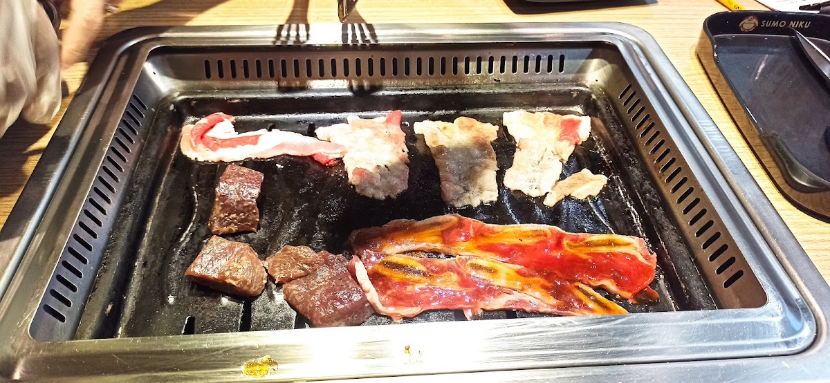 Sumo Niku - Ayala Malls Central Bloc Branch Photo 9