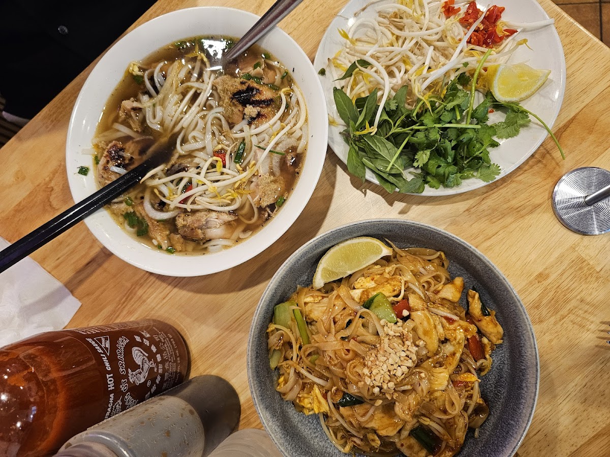 Saigon Times - Vietnamese Restaurant Photo 6