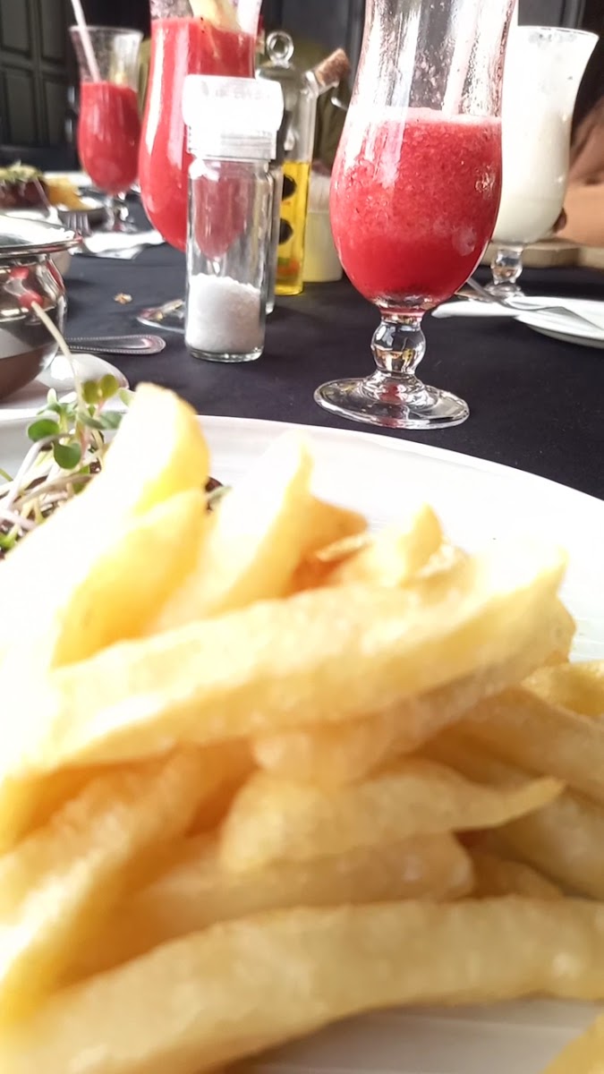 Butlers Restaurant and Bar Photo 2