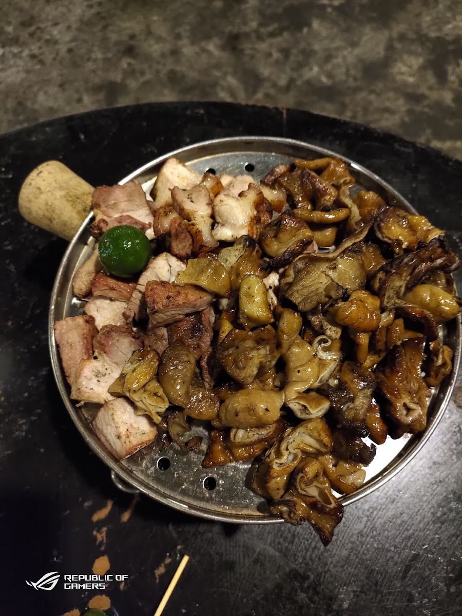 ApeQ's Grill Photo 6