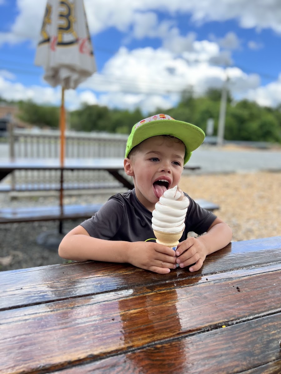 Prisco's Country Creamery Photo 4