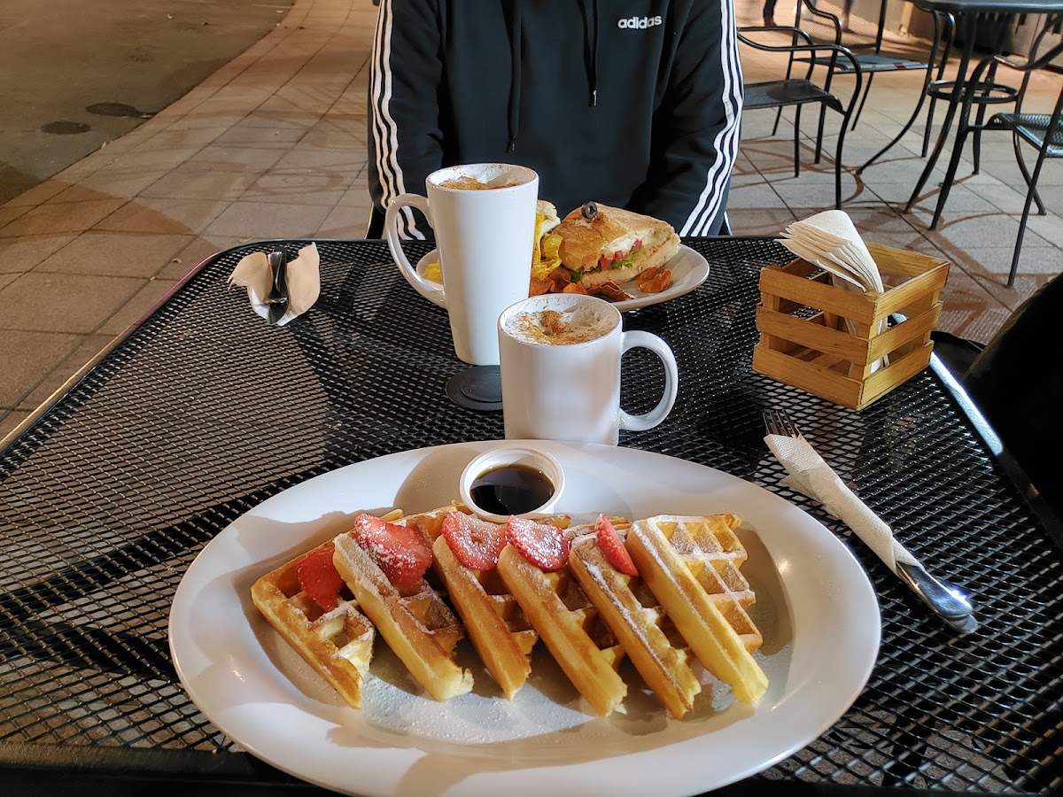 South Cafe Photo 3