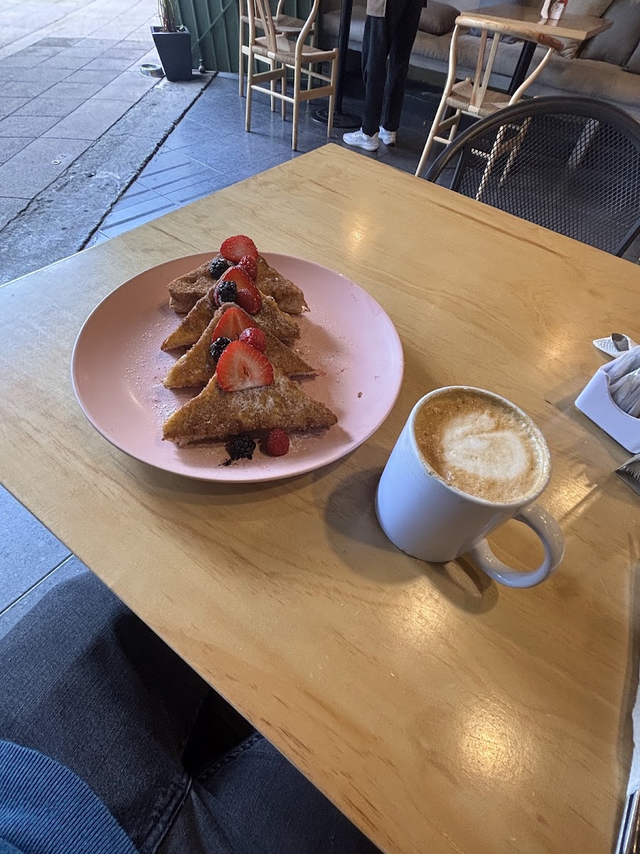South Cafe Photo 4