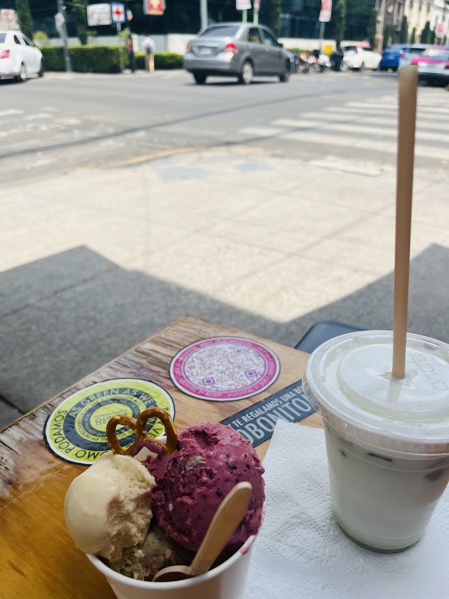 Helado Bonito Photo 6
