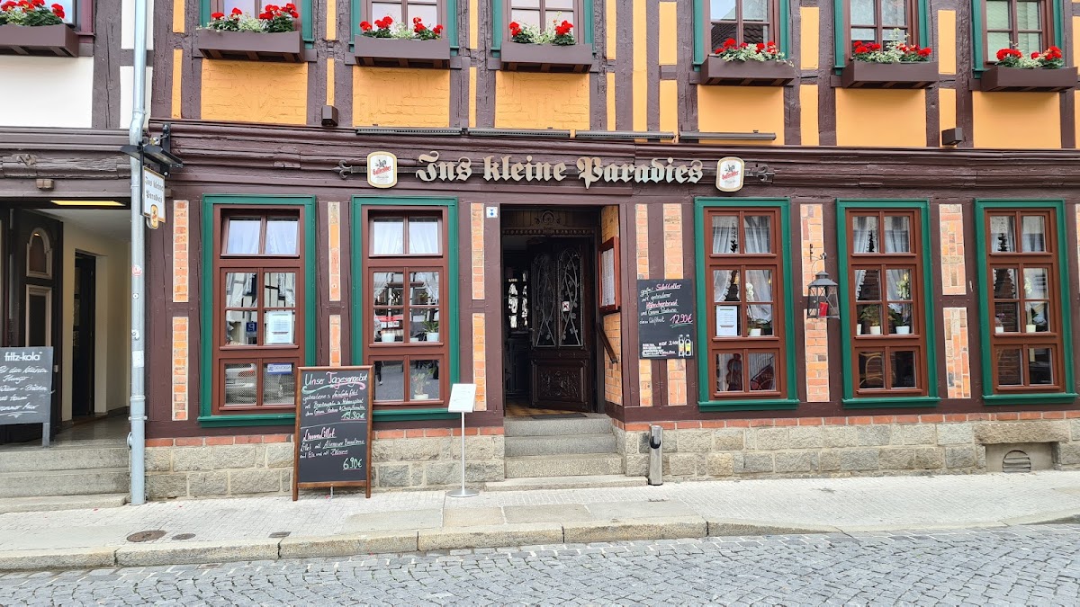 Ins kleine Paradies