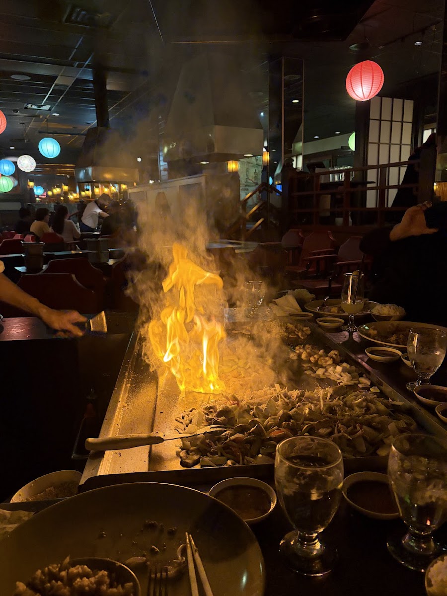 Ichiban Japanese Steakhouse & Pub Photo 4