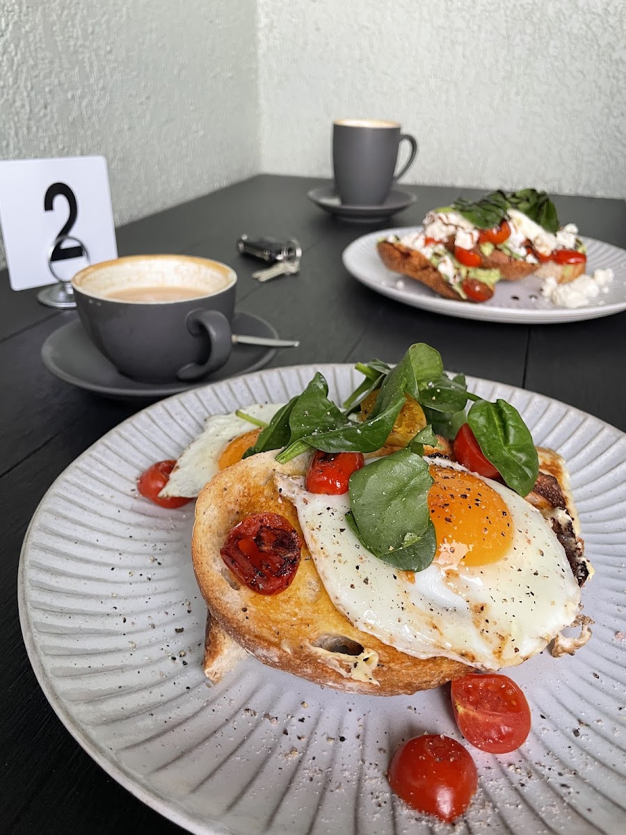 At Tom's Cafe Photo 2
